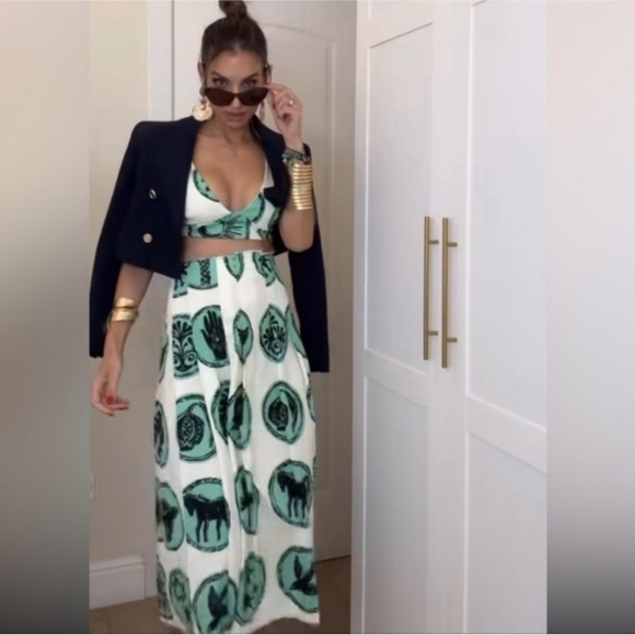 ZARA 2 PIECES MATCHING SET PRINTED CROP TOP AND PRINTED BOX PLEAT SKIRT - Picture 7 of 16